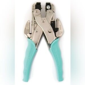 We R Memory Keepers - Crop-A-Dile - Eyelet and Snap Punch Tool